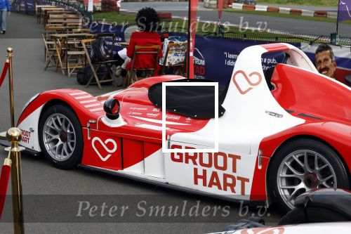 Lelystad 13 juni 2024
Rob kamphues en Jan Jaap v Roon organiseren met stichting groot hart een event , het grote race circus komt eraan, op de kartbaan in Lelystad .  Patrick Stoof is de presentator en ook Jack Plooij draagt zijn steentje bij.