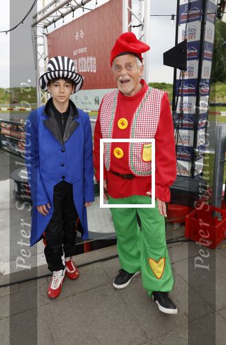 Lelystad 13 juni 2024
Rob kamphues en Jan Jaap v Roon organiseren met stichting groot hart een event , het grote race circus komt eraan, op de kartbaan in Lelystad .  Patrick Stoof is de presentator en ook Jack Plooij draagt zijn steentje bij.