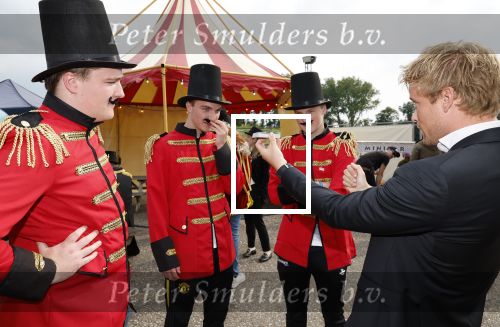 Lelystad 13 juni 2024
Rob kamphues en Jan Jaap v Roon organiseren met stichting groot hart een event , het grote race circus komt eraan, op de kartbaan in Lelystad .  Patrick Stoof is de presentator en ook Jack Plooij draagt zijn steentje bij.