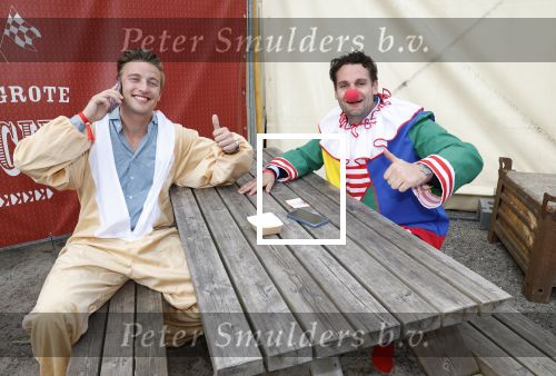 Lelystad 13 juni 2024
Rob kamphues en Jan Jaap v Roon organiseren met stichting groot hart een event , het grote race circus komt eraan, op de kartbaan in Lelystad .  Patrick Stoof is de presentator en ook Jack Plooij draagt zijn steentje bij.
