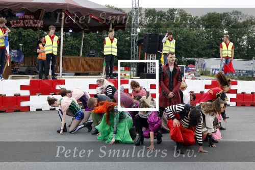 Lelystad 13 juni 2024
Rob kamphues en Jan Jaap v Roon organiseren met stichting groot hart een event , het grote race circus komt eraan, op de kartbaan in Lelystad .  Patrick Stoof is de presentator en ook Jack Plooij draagt zijn steentje bij.