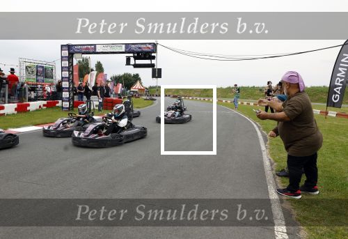 Lelystad 13 juni 2024
Rob kamphues en Jan Jaap v Roon organiseren met stichting groot hart een event , het grote race circus komt eraan, op de kartbaan in Lelystad .  Patrick Stoof is de presentator en ook Jack Plooij draagt zijn steentje bij.