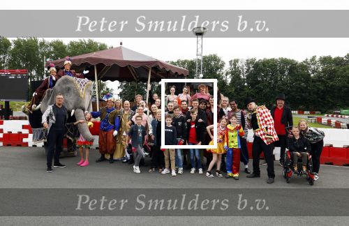 Lelystad 13 juni 2024
Rob kamphues en Jan Jaap v Roon organiseren met stichting groot hart een event , het grote race circus komt eraan, op de kartbaan in Lelystad .  Patrick Stoof is de presentator en ook Jack Plooij draagt zijn steentje bij.
