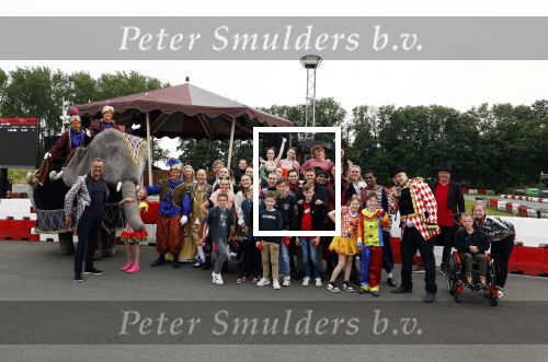 Lelystad 13 juni 2024
Rob kamphues en Jan Jaap v Roon organiseren met stichting groot hart een event , het grote race circus komt eraan, op de kartbaan in Lelystad .  Patrick Stoof is de presentator en ook Jack Plooij draagt zijn steentje bij.