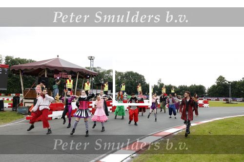 Lelystad 13 juni 2024
Rob kamphues en Jan Jaap v Roon organiseren met stichting groot hart een event , het grote race circus komt eraan, op de kartbaan in Lelystad .  Patrick Stoof is de presentator en ook Jack Plooij draagt zijn steentje bij.