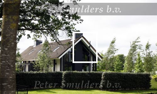 Amstelveen 30 mei 2024
Het huis / villa van Sven Kramer en Naomi v As aan de Amstel.