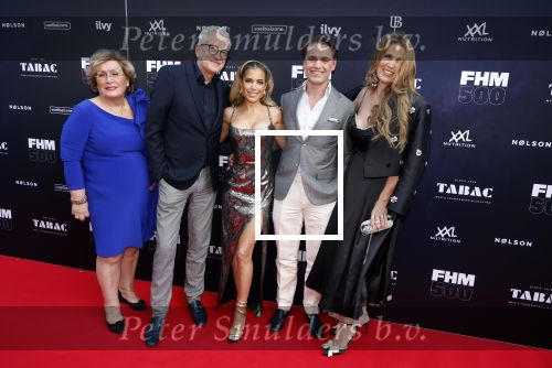 Amsterdam 29 mei 2024
FHM 500 in de Harbour Club in Amsterdam.
Sylvie Meis kwam met haar broer zwager vriendin Killer Bea en Sarina Bruens