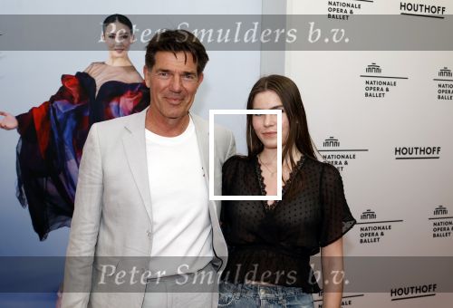 Amsterdam 28 juni 2024
Premiere Nationaal Ballet in de stopera. Twan Huys kwam met zijn dochter