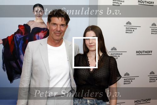 Amsterdam 28 juni 2024
Premiere Nationaal Ballet in de stopera. Twan Huys kwam met zijn dochter