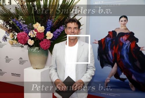 Amsterdam 28 juni 2024
Premiere Nationaal Ballet in de stopera. Twan Huys kwam met zijn dochter