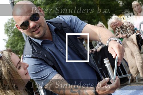 Zeewolde 29 mei 2024
Wesley Sneijder en Wesley Bronkhorst  bij muziekfeest op het plein