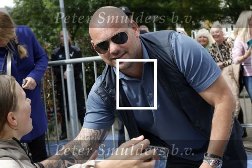 Zeewolde 29 mei 2024
Wesley Sneijder en Wesley Bronkhorst  bij muziekfeest op het plein
