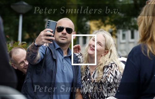 Zeewolde 29 mei 2024
Wesley Sneijder en Wesley Bronkhorst  bij muziekfeest op het plein