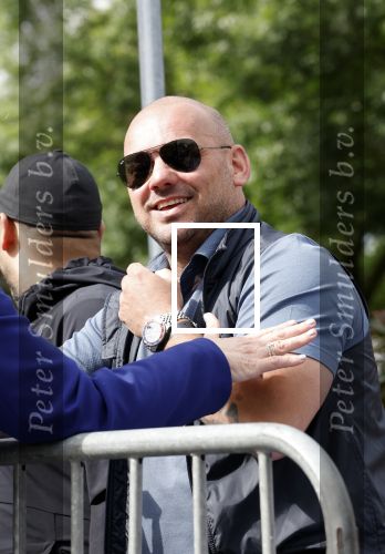 Zeewolde 29 mei 2024
Wesley Sneijder en Wesley Bronkhorst  bij muziekfeest op het plein. Tatoo Xess Xava