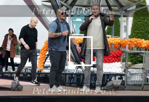Zeewolde 29 mei 2024
Wesley Sneijder en Wesley Bronkhorst  bij muziekfeest op het plein