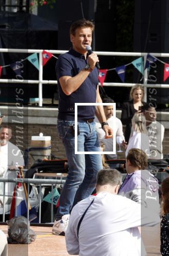 Zeewolde 29 mei 2024
Muziek feest op het plein in Zeewolde. Wilfred Genee