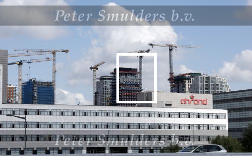 Amsterdam zuid oost 17 mei 2025
In Amsterdam zuid oost staan meerdere bouwkranen