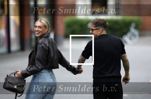 Amsterdam 26 juni 2025
Andre Hazes hand in hand met zijn nieuwe vriendin Noa Braaf op de beethovenstraat.