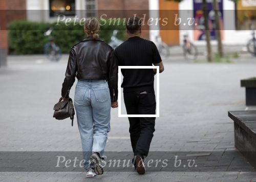 Amsterdam 26 juni 2025
Andre Hazes hand in hand met zijn nieuwe vriendin Noa Braaf op de beethovenstraat.