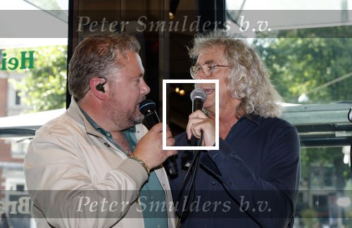 Amsterdam 11 juni 2025
Presentatie cd Wesly Bronkhorst bij grandcafe de Heinekenhoek. Arie Moppentapper radio 538