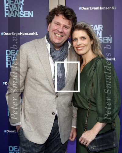 Amsterdam 16 juni 2025
Premiere Dear Evan Hansen in het deLaMar theater . Dominic Seldis met vrouw