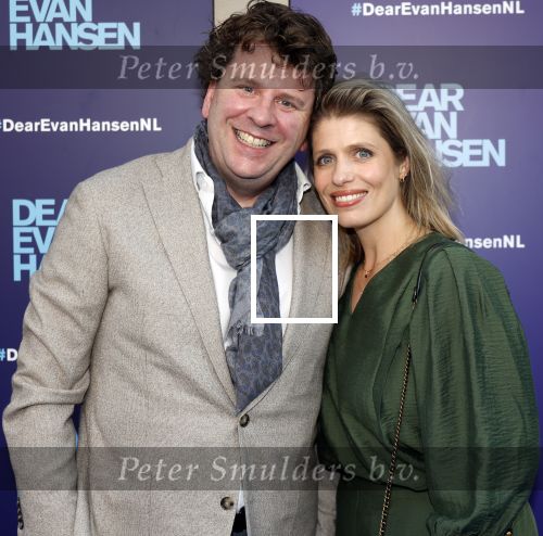 Amsterdam 16 juni 2025
Premiere Dear Evan Hansen in het deLaMar theater . Dominic Seldis met vrouw