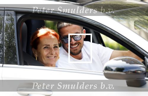 Amsterdam 19 juni 2025
Donny Roelvink samen met zijn moeder Lucienne  in de auto