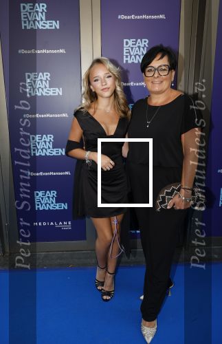 Amsterdam 16 juni 2025
Premiere Dear Evan Hansen in het deLaMar theater . Emma Kok kwam met haar moeder