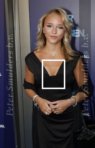 Amsterdam 16 juni 2025
Premiere Dear Evan Hansen in het deLaMar theater . Emma Kok kwam met haar moeder