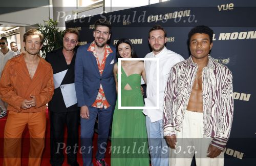 Hilversum 10 juni 2025
Premiere Full Moon in bioscoop Hilversum. Cast Kay Greidanus, Joep Paddenburg, David Cocheret, Selina Wiesman, Matthijs van de Sande Bakhuyzen, Yannick Jozefzoon poseren voorafgaand van de premiere Full Moon in Vue Hilversum