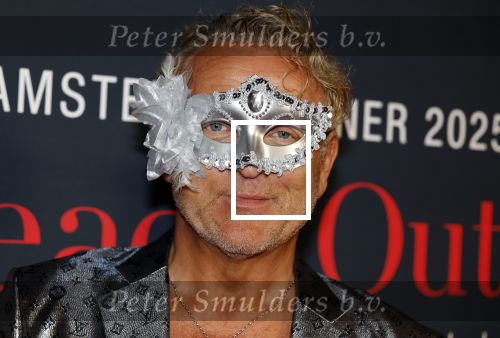 Amsterdam 14 juni 2025
Amsterdam diner in het afas live .  Gordon kwam met Estelle Cruyff