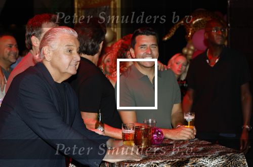 Amsterdam 1 juni 2025
Rene Froger krijgt na de laatste toppers in concert een koninklijke onderscheiding in de Johan Cruyff arena . Alle toppers zijn aanwezig Jan Smit Gerard Joling en Jeroen v d Boom