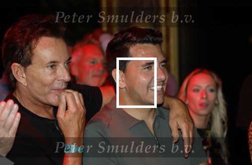 Amsterdam 1 juni 2025
Rene Froger krijgt na de laatste toppers in concert een koninklijke onderscheiding in de Johan Cruyff arena . Alle toppers zijn aanwezig Jan Smit Gerard Joling en Jeroen v d Boom