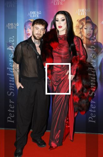 Amsterdam 19 juni 2025
Premiere a drags life bij pathe de munt . Aanwezige hoofdrolspelers zijn Miss Envy Peru en Janey Jacke .