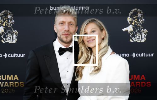 Amsterdam 2 juni 2025
Uitreiking Buma prijzen in de schouwburg van Amsterdam. Joshua Nolet met zijn vrouw