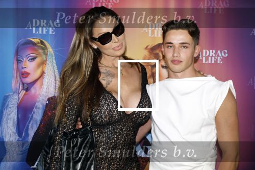 Amsterdam 19 juni 2025
Premiere a drags life bij pathe de munt . Aanwezige hoofdrolspelers zijn Miss Envy Peru en Janey Jacke . Kelly v d Veer kwam met partner