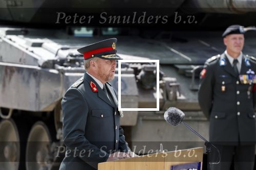 Amersfoort 18 juni 2023
Koning Willem Alexander en Prinses Amalia aanwezig bij de nieuwe standaard die overhandigt zal worden aan het Regiment Huzaren Prinses Catharina-Amalia op de Prins Bernhardkazerne. Het is de eerste keer nadat Prinses Amalia haar arm gebroken heeft na val van het paard .