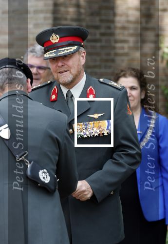 Amersfoort 18 juni 2023
Koning Willem Alexander en Prinses Amalia aanwezig bij de nieuwe standaard die overhandigt zal worden aan het Regiment Huzaren Prinses Catharina-Amalia op de Prins Bernhardkazerne. Het is de eerste keer nadat Prinses Amalia haar arm gebroken heeft na val van het paard .