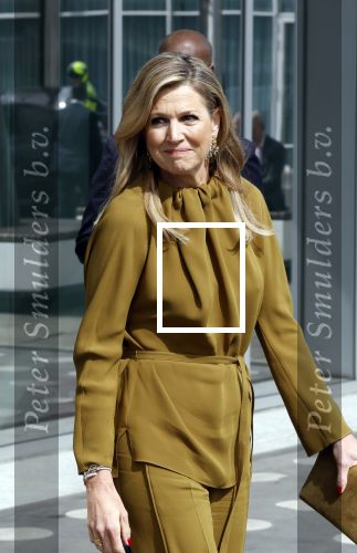 Amsterdam 11 juni 2025
Koningin Maxima vertrekt bij de RAI om naar haar dochter Prinses Amalia te gaan die in het ziekenhuis ligt ivm val van haar paard.
