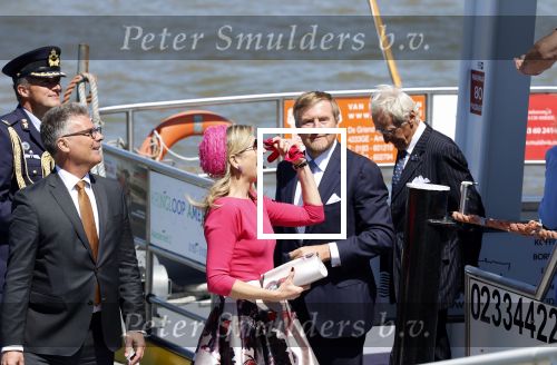 Lopik en Vianen 13 mei 2025
Streekbezoek Koning Willem Alexander en koningin Maxima . Sjors Frohlich is de brugemeester .