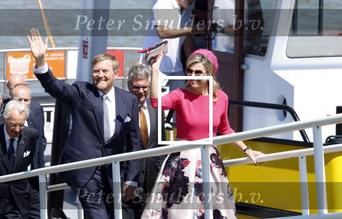 Lopik en Vianen 13 mei 2025
Streekbezoek Koning Willem Alexander en koningin Maxima . Sjors Frohlich is de brugemeester .