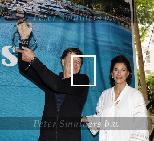 Amsterdam 5 juni 2025
Uiteiking talkies terras awards en presentatie Cover met daarop Nicolette v Dam . Event vond plaats bij Hotel Arena . 
Kristina Bozilovic