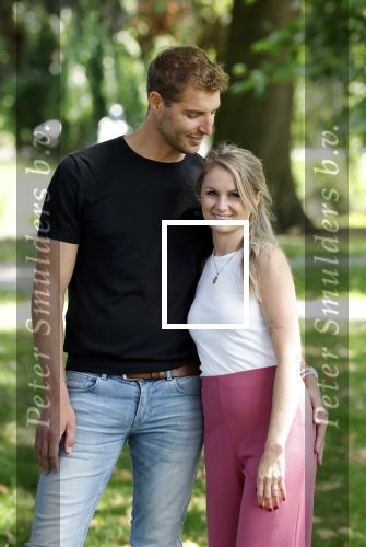 Vught 15 juni 2025
Maarten v d Weijden met zijn nieuwe vriendin Anne .
