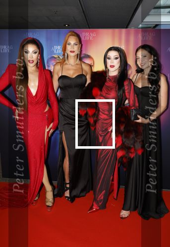 Amsterdam 19 juni 2025
Premiere a drags life bij pathe de munt . Aanwezige hoofdrolspelers zijn Miss Envy Peru en Janey Jacke .