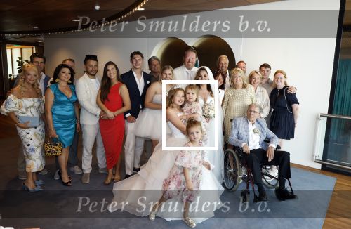 Almere 20 juni 2025
Natascha Froger en Matthijs Timmermans trouwen in aanwezigheid van oa Rene Froger Natasja Froger Maxim Froger Didier Froger en Danny Froger ( met partners) in het gemeente huis van Almere > Ook hun twee dochters Charlie en Kaycee  waren natuurlijk  aanwezig .