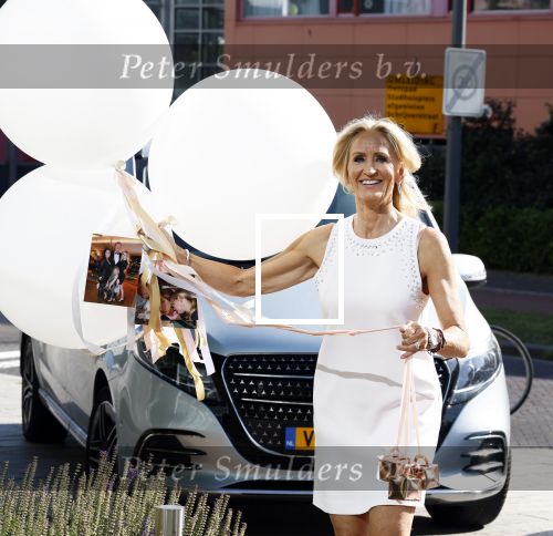 Almere 20 juni 2025
Natascha Froger en Matthijs Timmermans trouwen in aanwezigheid van oa Rene Froger Natasja Froger Maxim Froger Didier Froger en Danny Froger ( met partners) in het gemeente huis van Almere > Ook hun twee dochters Charlie en Kaycee  waren natuurlijk  aanwezig .