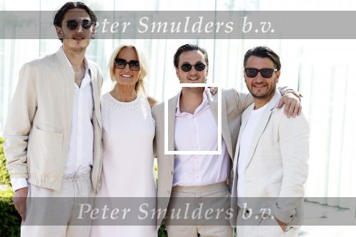 Almere 20 juni 2025
Natascha Froger en Matthijs Timmermans trouwen in aanwezigheid van oa Rene Froger Natasja Froger Maxim Froger Didier Froger en Danny Froger ( met partners) in het gemeente huis van Almere > Ook hun twee dochters Charlie en Kaycee  waren natuurlijk  aanwezig .