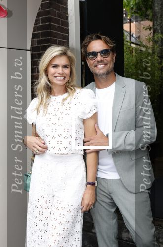 Amsterdam 5 juni 2025
Uiteiking talkies terras awards en presentatie Cover met daarop Nicolette v Dam . Event vond plaats bij Hotel Arena .
Nicolette v Dam met Bas Smit