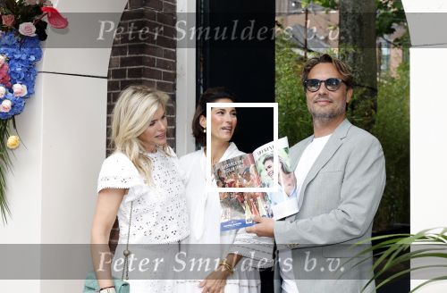 Amsterdam 5 juni 2025
Uiteiking talkies terras awards en presentatie Cover met daarop Nicolette v Dam . Event vond plaats bij Hotel Arena .
Nicolette v Dam met Bas Smit en Kristina Bozilovic