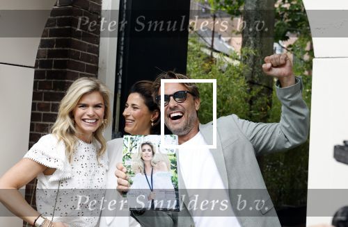 Amsterdam 5 juni 2025
Uiteiking talkies terras awards en presentatie Cover met daarop Nicolette v Dam . Event vond plaats bij Hotel Arena .
Nicolette v Dam met Bas Smit en Kristina Bozilovic